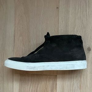 Men’s Greats suede shoes